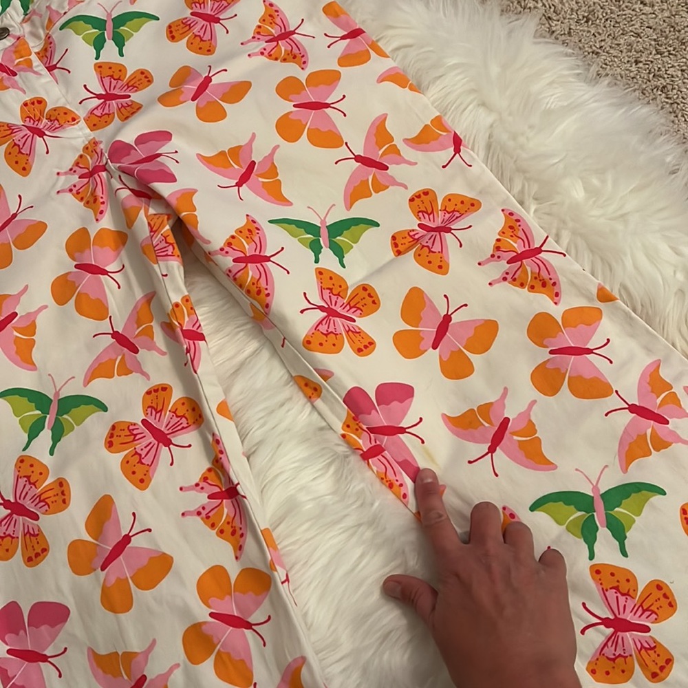 Lilly Pulitzer capris - Picture 7 of 7